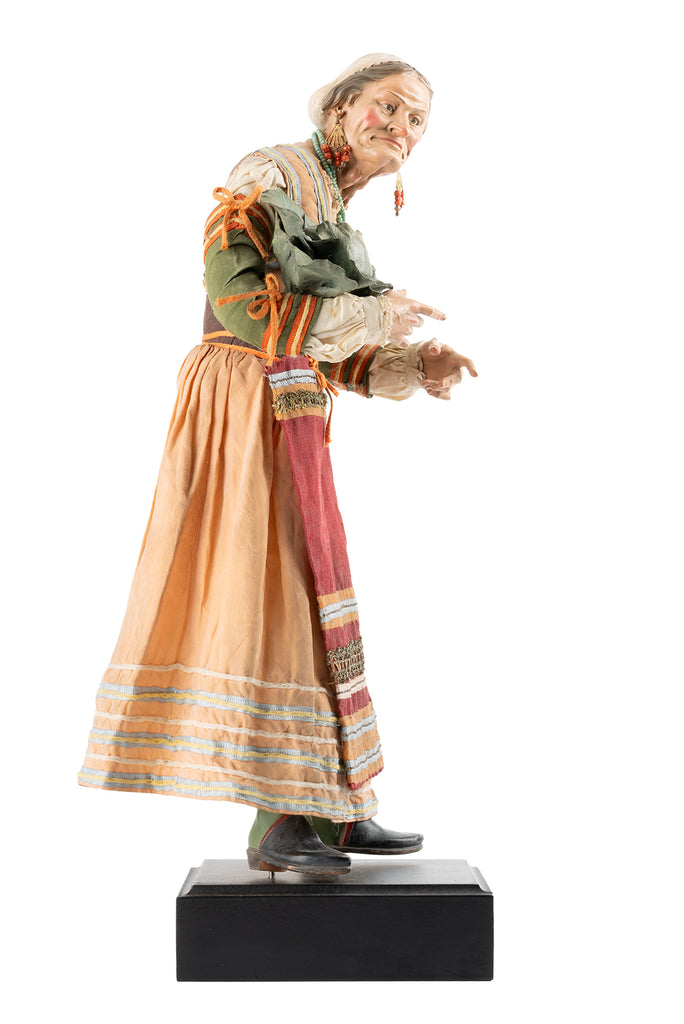 Old noblewoman - nativity sculpture 40 cm