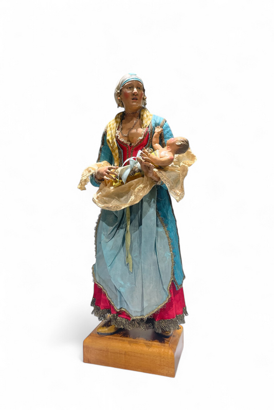 Noble woman - terracotta nativity sculpture
